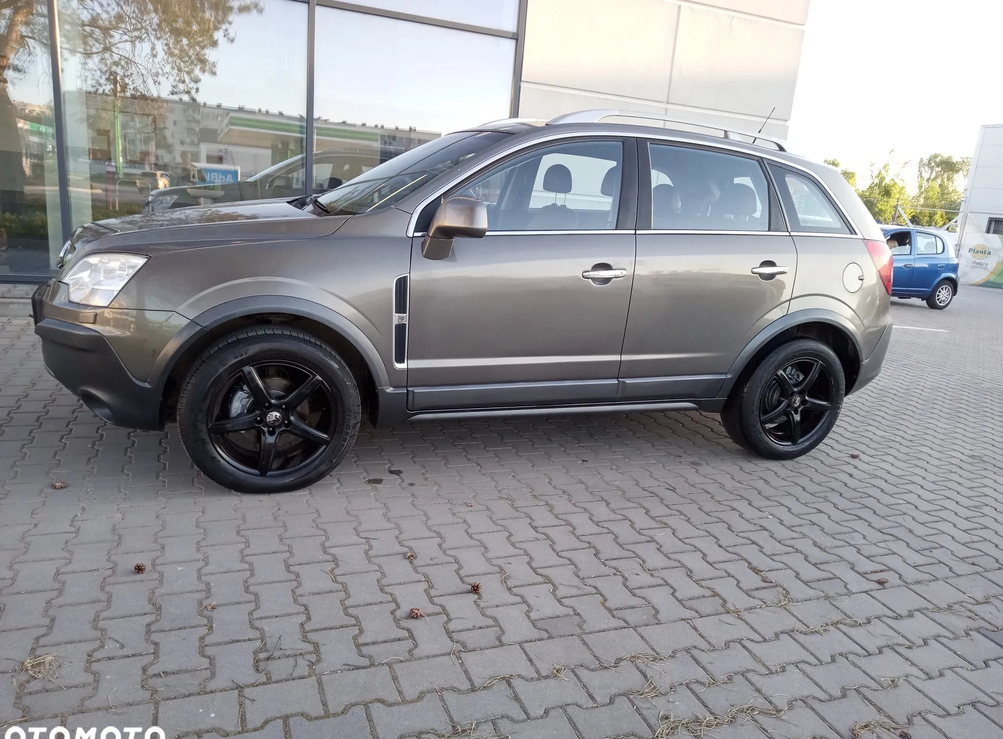 Opel Antara cena 14900 przebieg: 290000, rok produkcji 2007 z Kielce małe 277